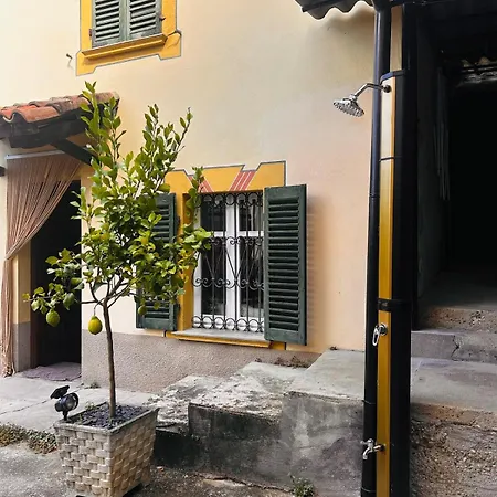 Сasa de vacaciones Casa Didavani 2-6 People Belveglio